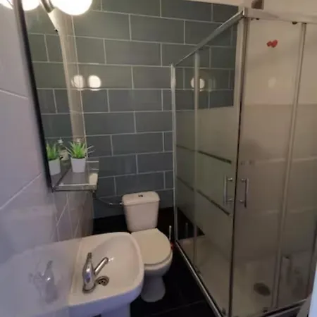 Beach House Surfing Peniche Holiday home *